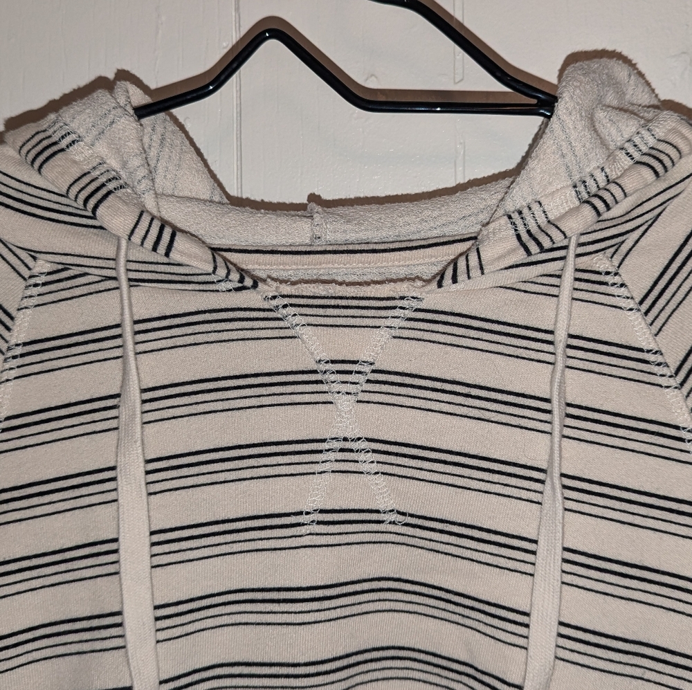 Billabong‎ striped sweatshirt - Picture 2 of 3
